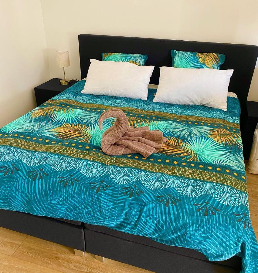 Bed and Breakfast Les 3 E Englebelmer Екстер'єр фото